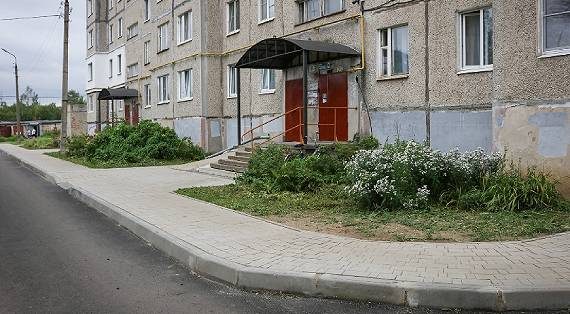 В Рыбинске завершают ремонт двора на Юбилейной, 8
